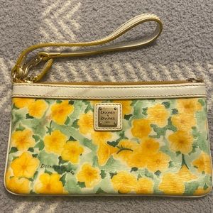 Dooney&Bourke wristlet